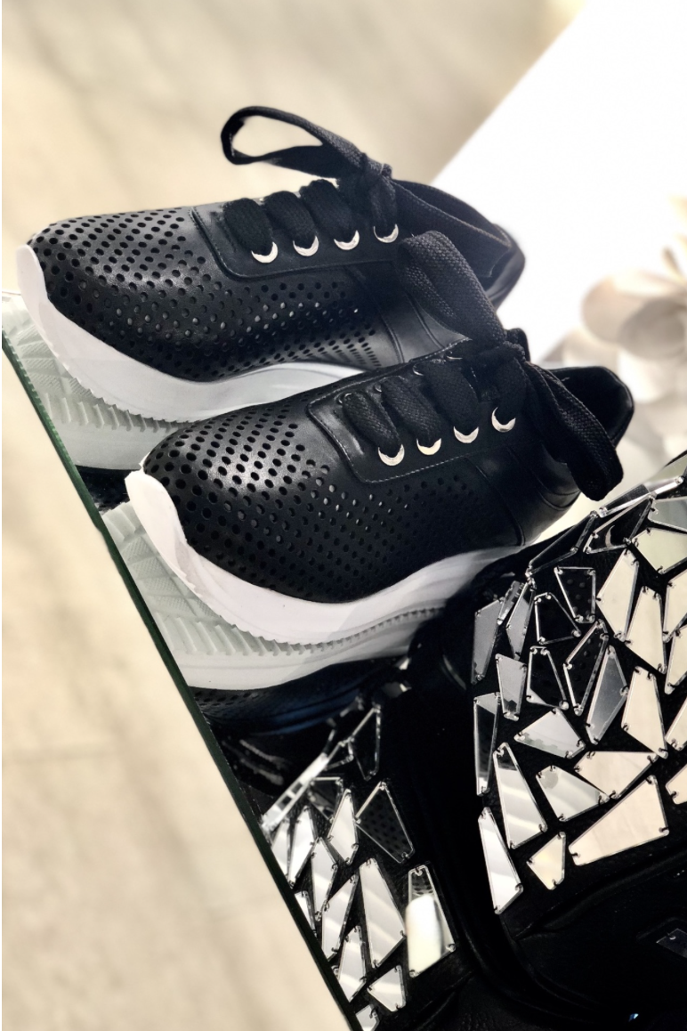 BLACK DOT MASTER | SNEAKERS