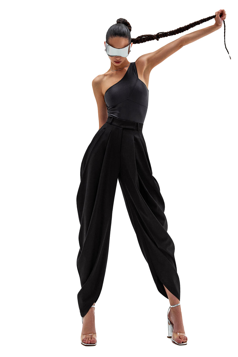 BAGGY BLACK TROUSERS