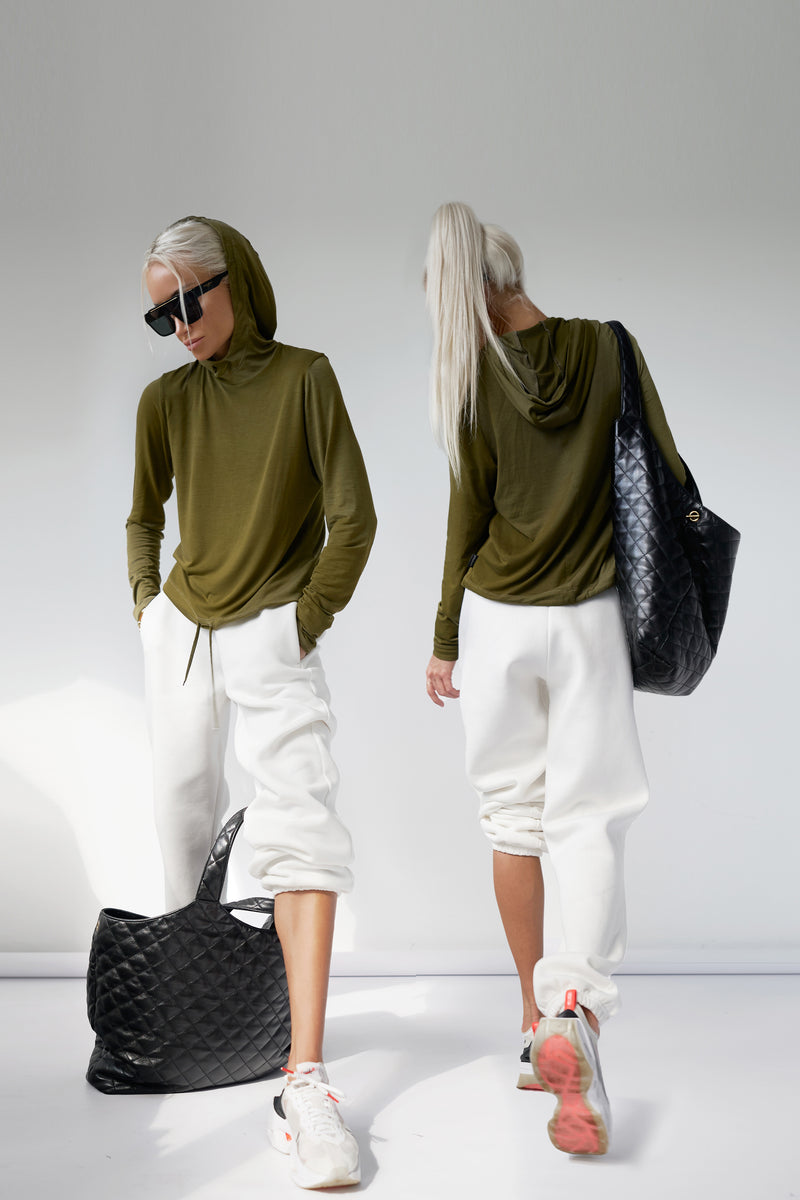 HOODED LONG SLEEVE T-SHIRT