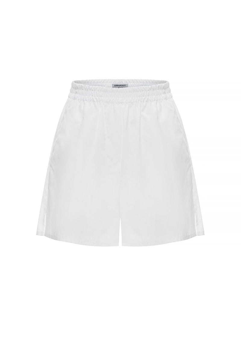 BASIC WHITE SHORTS