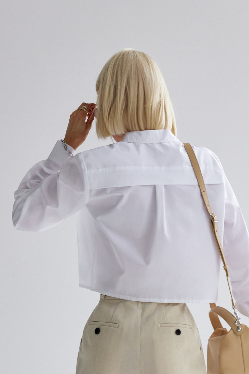 ANNI WHITE CROP SHIRT