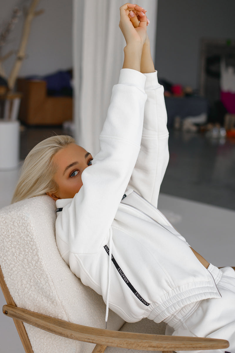 CASUAL OFF-WHITE BLAZER