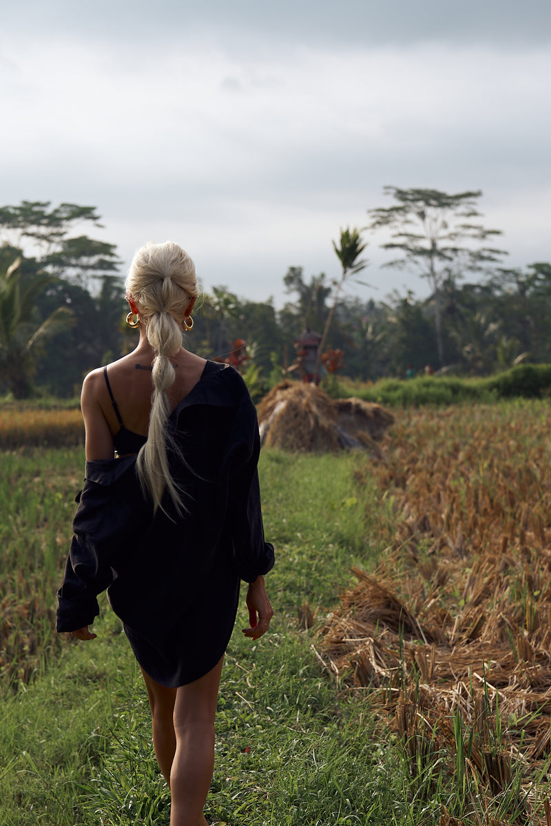 OVERSIZE GRAPHITE BLACK SHIRT