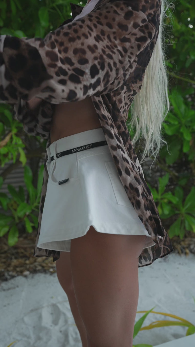 LEILA WHITE JEANS SHORTS