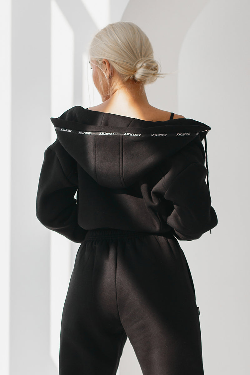 CASUAL BLACK BLAZER